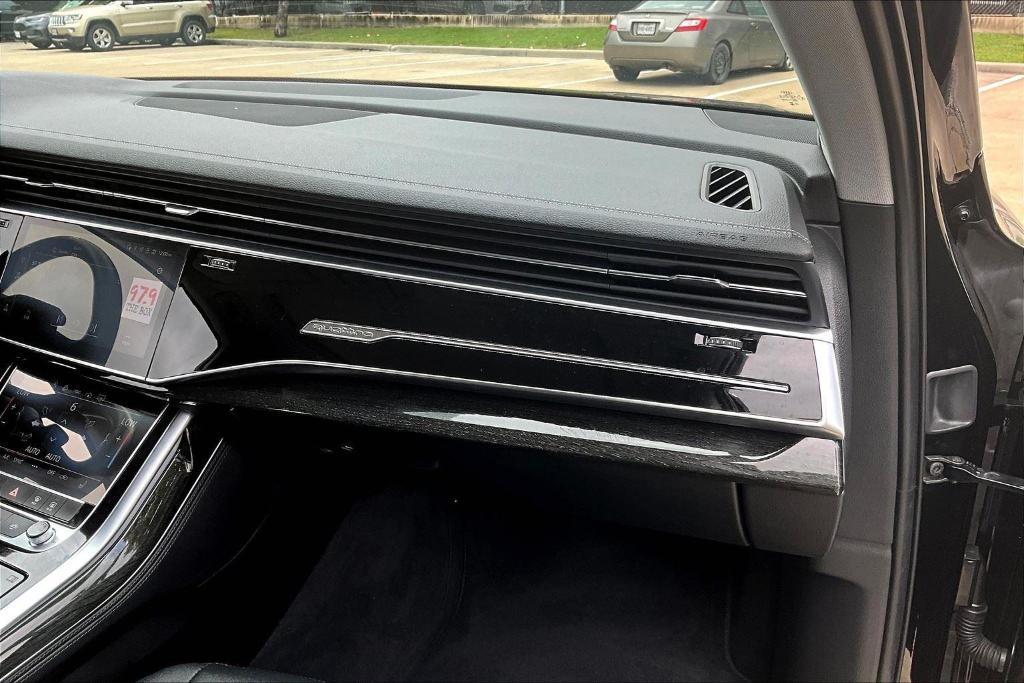 used 2023 Audi Q7 car, priced at $40,000