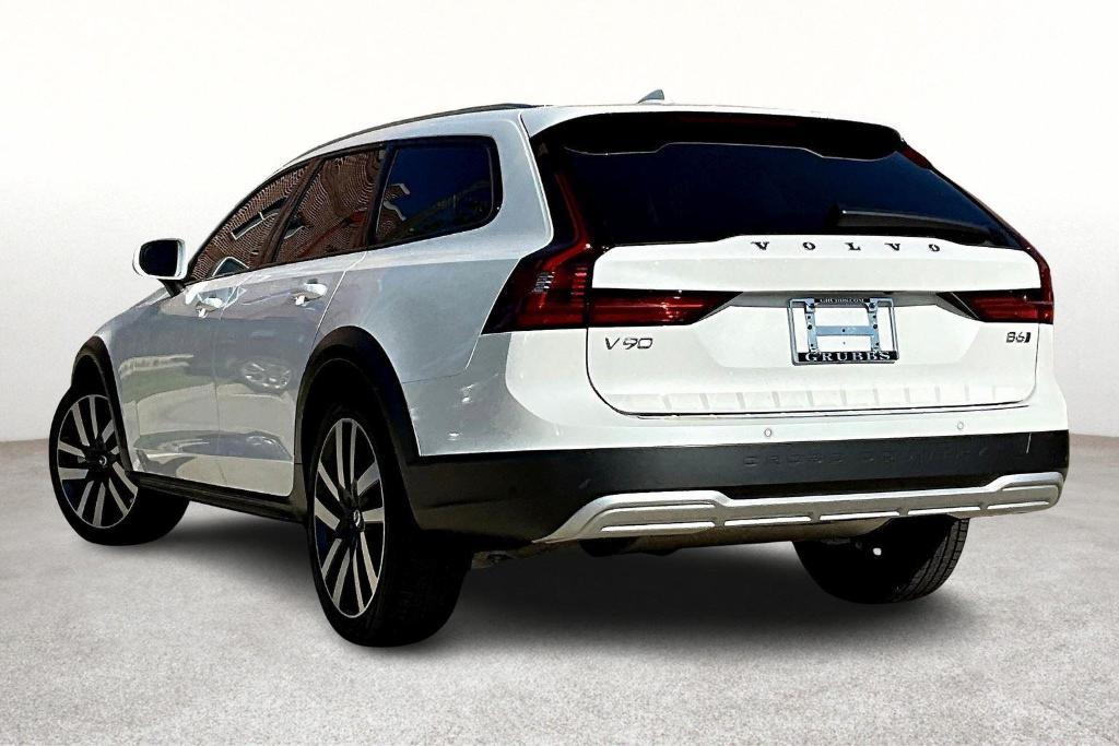 new 2025 Volvo V90 Cross Country car, priced at $59,365