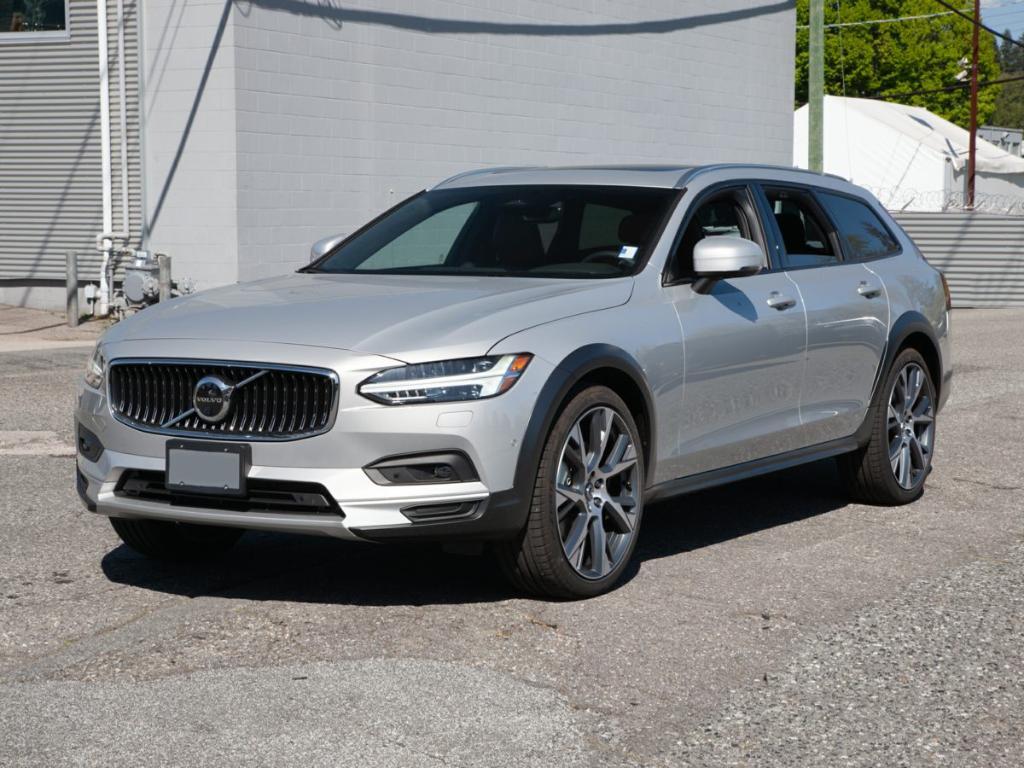 new 2025 Volvo V90 Cross Country car, priced at $63,365