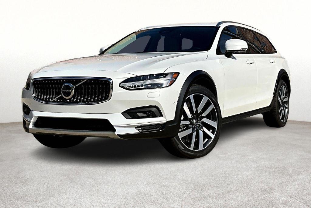 new 2025 Volvo V90 Cross Country car, priced at $63,365