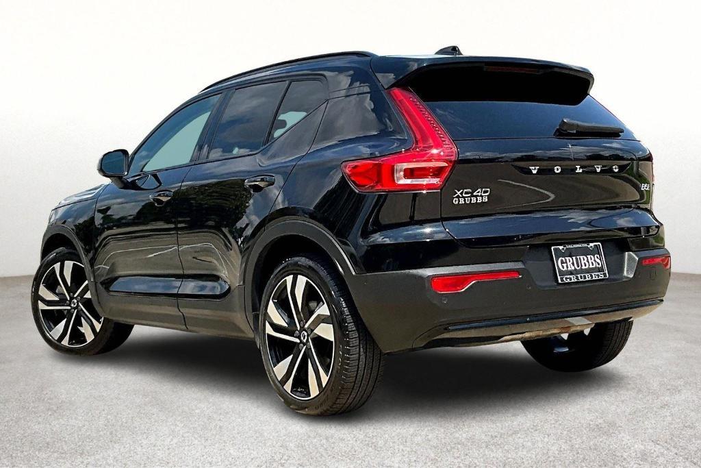 used 2025 Volvo XC40 car, priced at $32,962