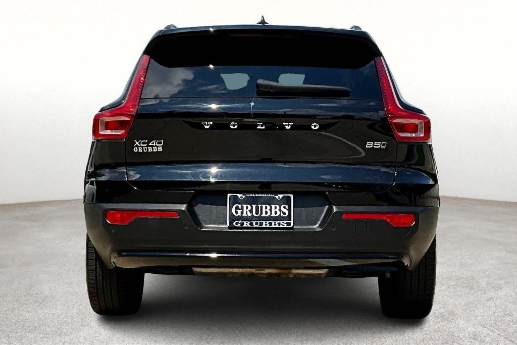 used 2025 Volvo XC40 car, priced at $32,962
