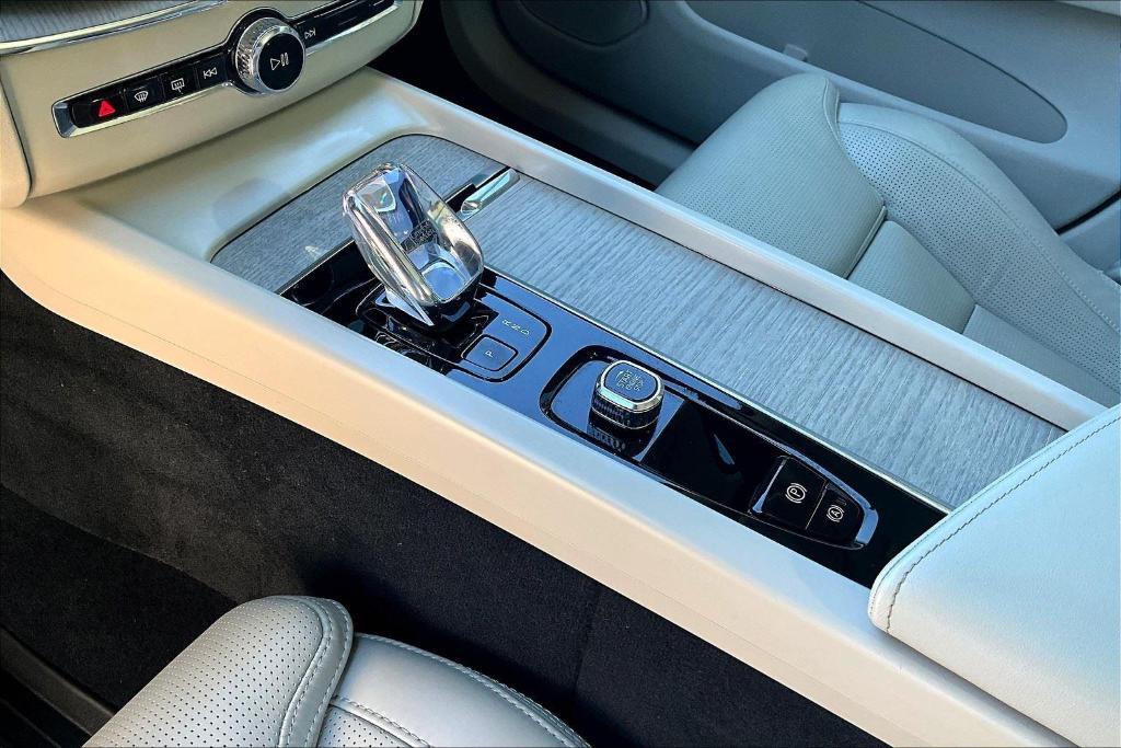 used 2023 Volvo XC60 Recharge Plug-In Hybrid car, priced at $46,254