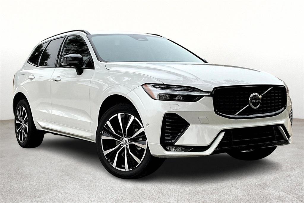 new 2025 Volvo XC60 car, priced at $55,335