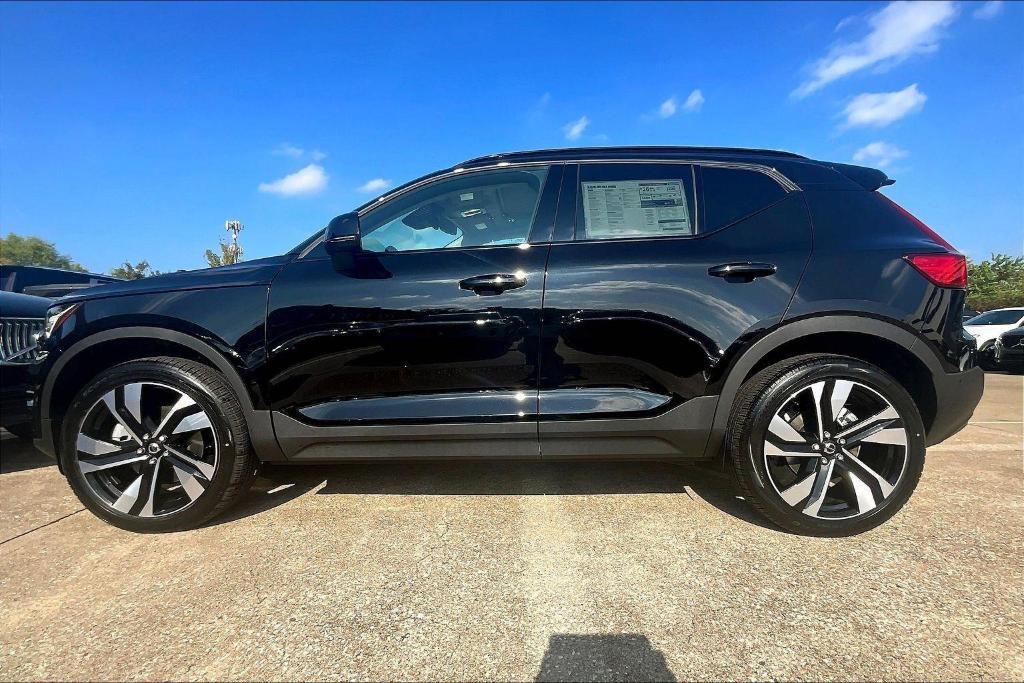 new 2026 Volvo XC40 car, priced at $54,645