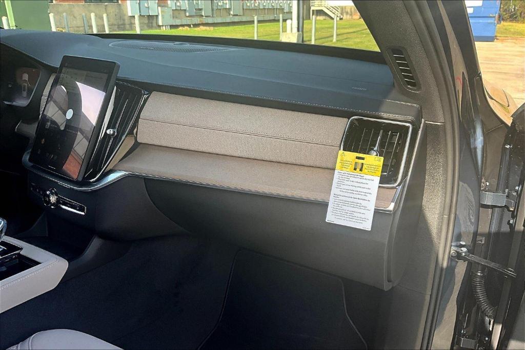 new 2026 Volvo XC90 car, priced at $71,825