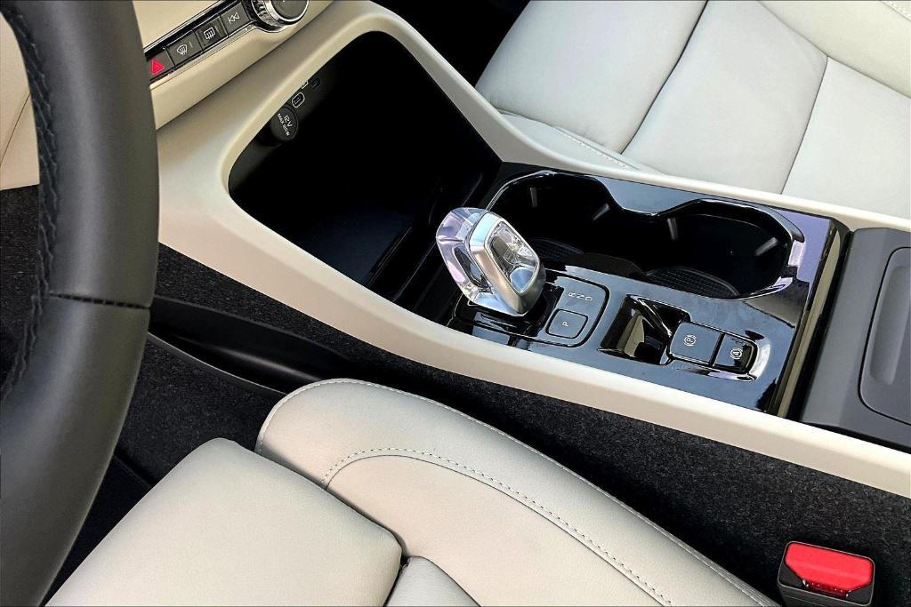 new 2026 Volvo XC40 car, priced at $50,150