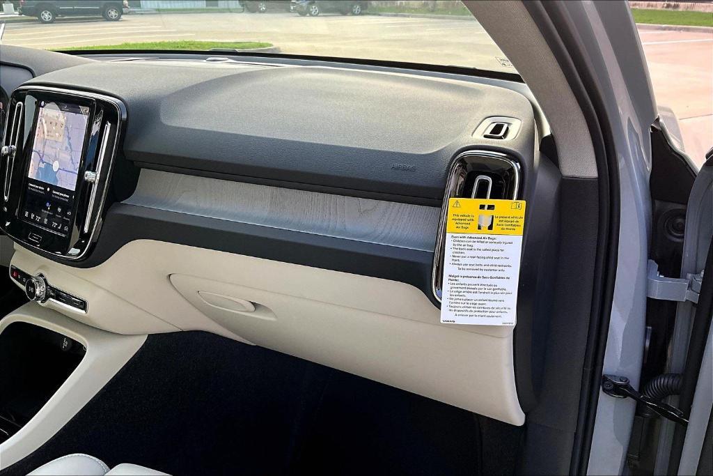 new 2026 Volvo XC40 car, priced at $50,150