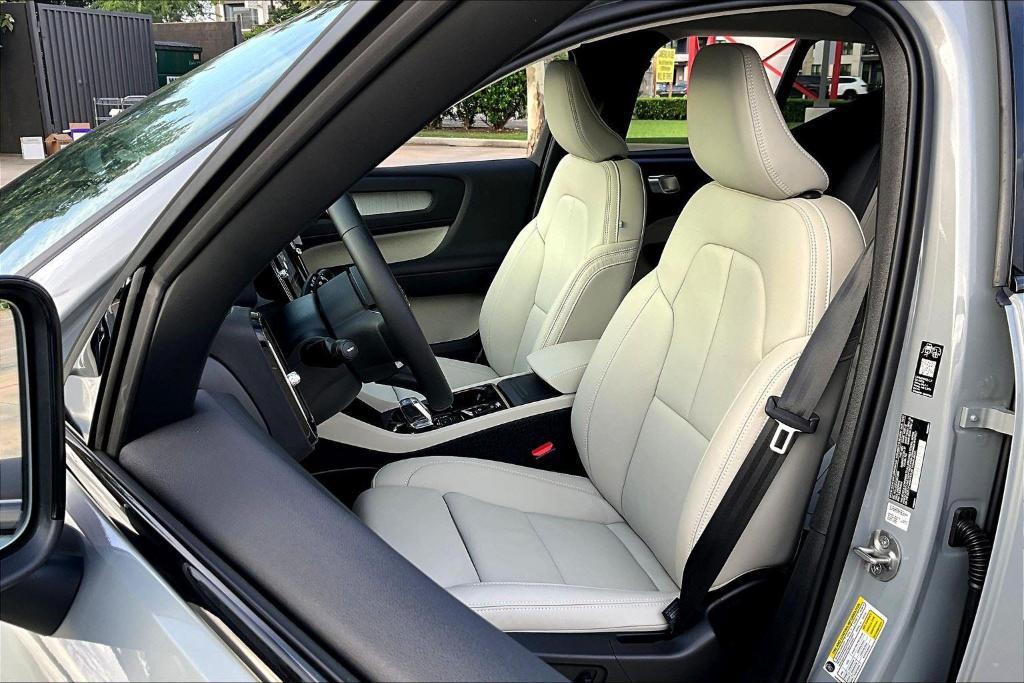 new 2026 Volvo XC40 car, priced at $50,150