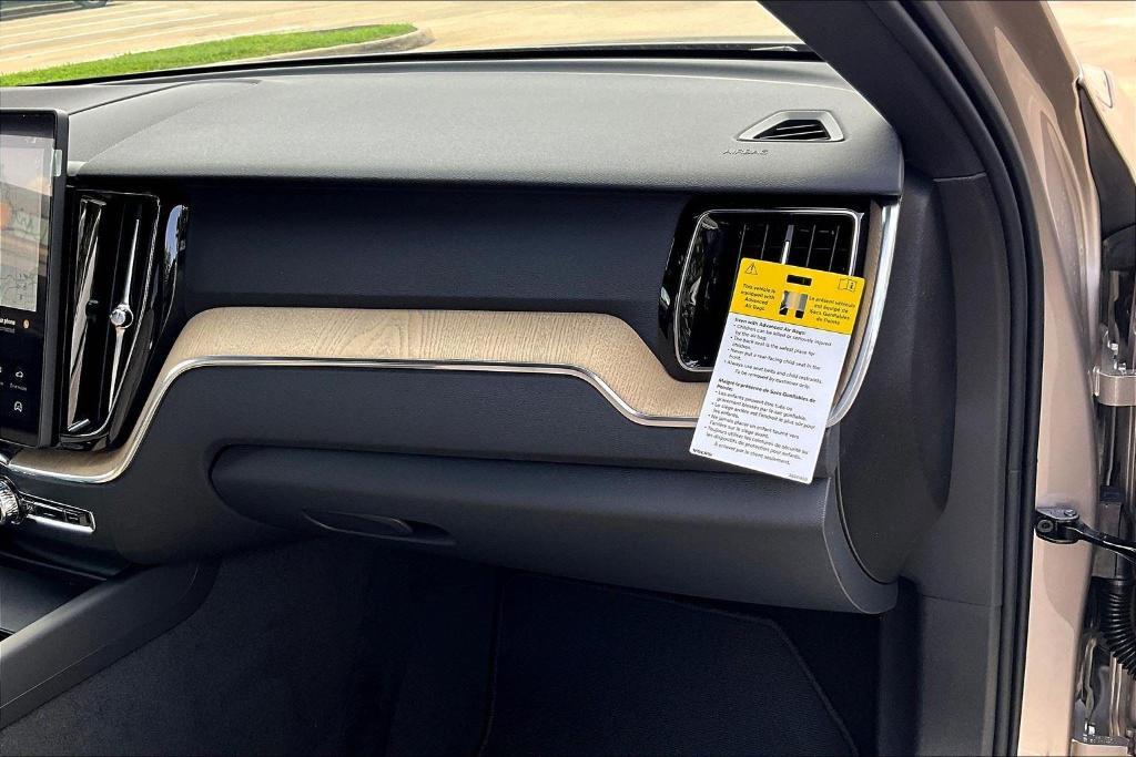 new 2026 Volvo XC60 car, priced at $57,985