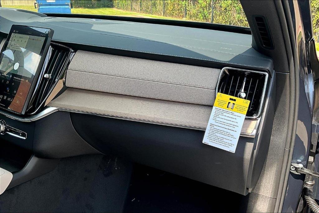 new 2026 Volvo XC90 car, priced at $77,375