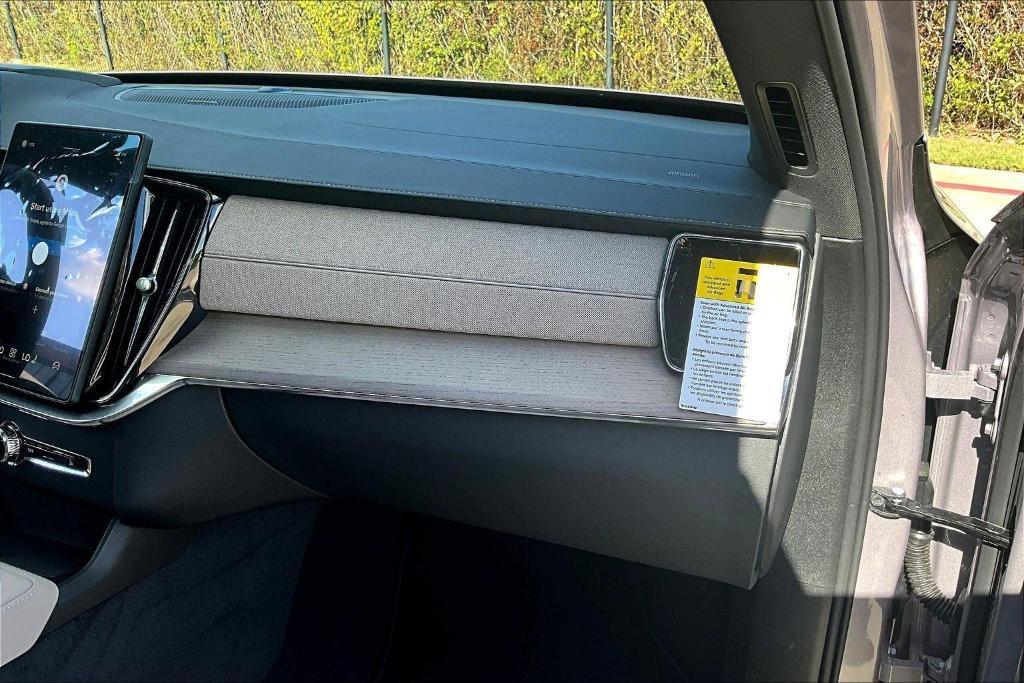 new 2026 Volvo XC90 car, priced at $77,070