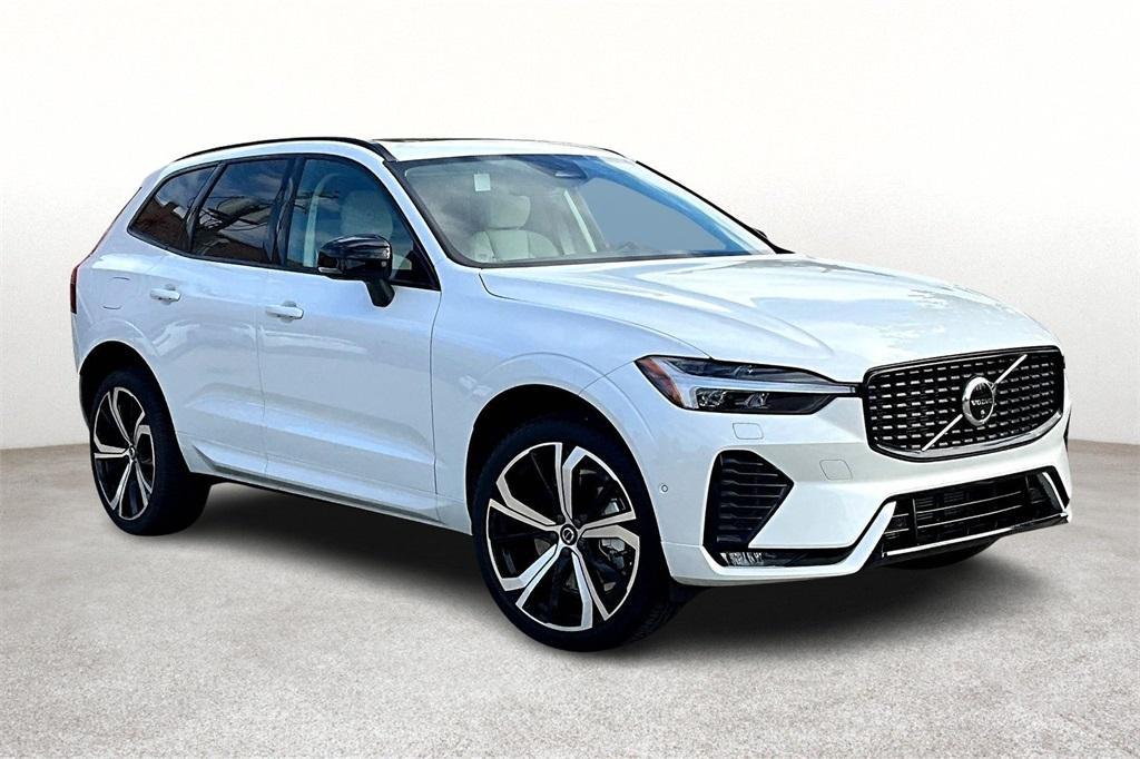 new 2025 Volvo XC60 car, priced at $63,425