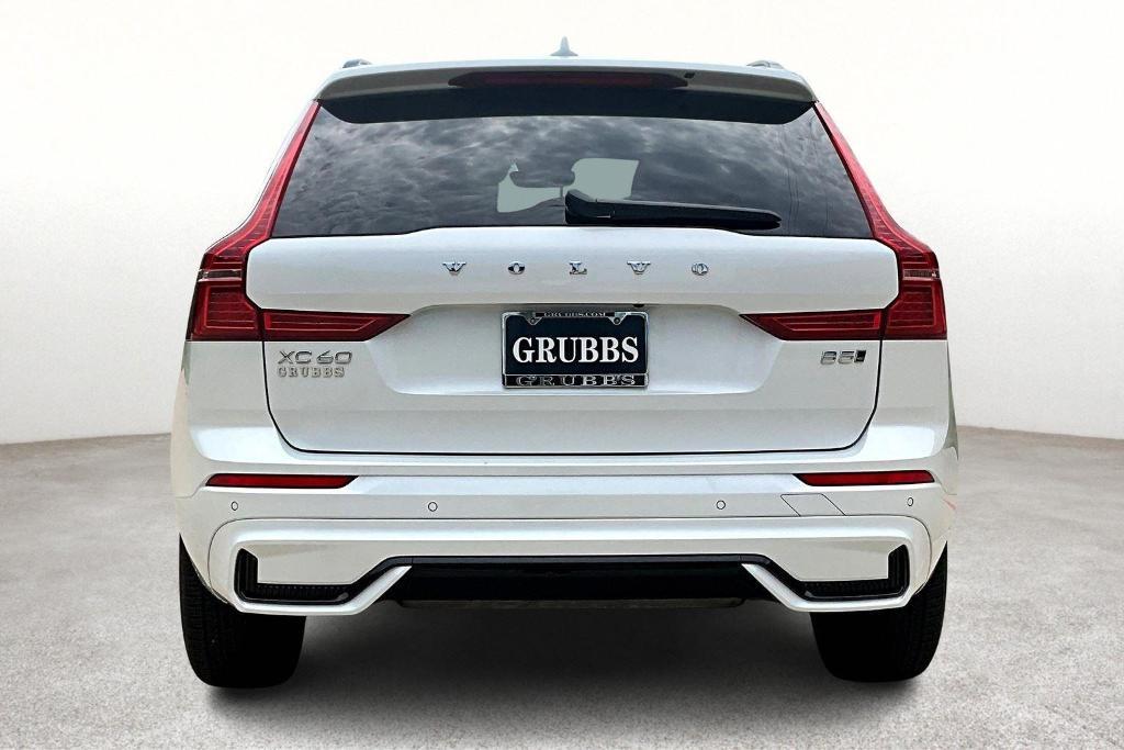 new 2025 Volvo XC60 car, priced at $48,345