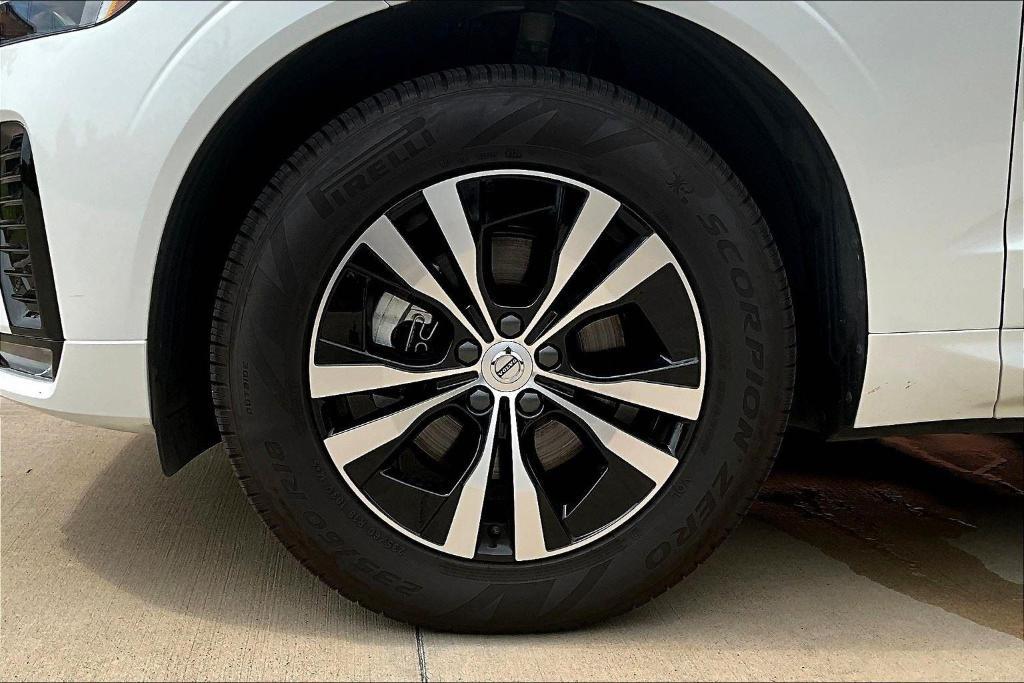 new 2025 Volvo XC60 car, priced at $48,345
