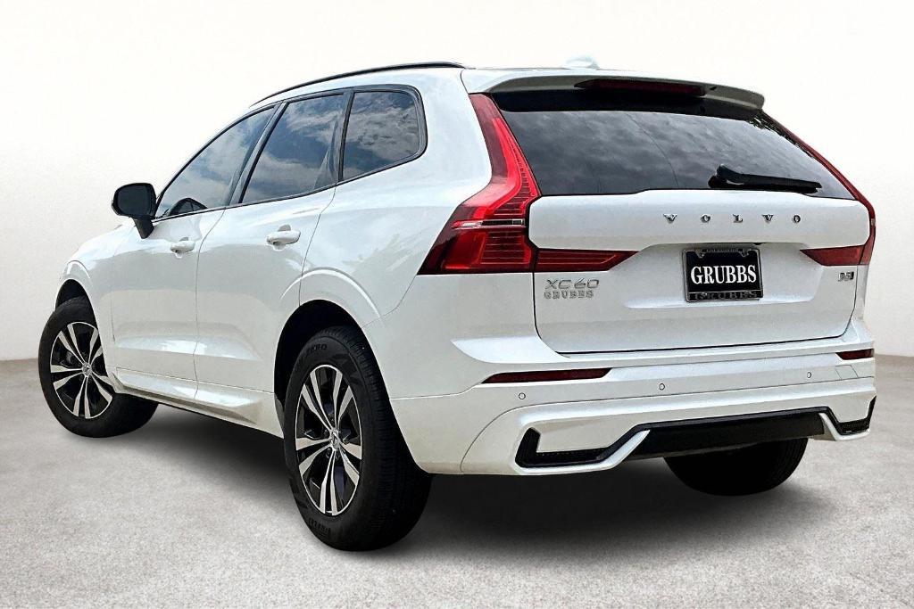 new 2025 Volvo XC60 car, priced at $48,345