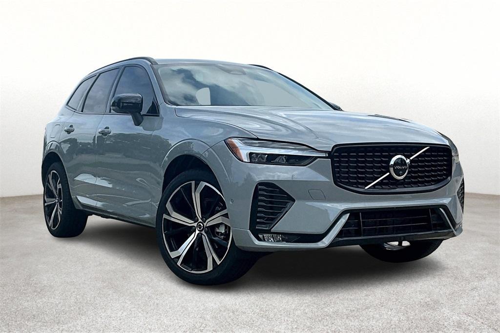 new 2025 Volvo XC60 car, priced at $52,660