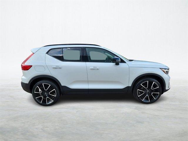 new 2024 Volvo XC40 car, priced at $50,597