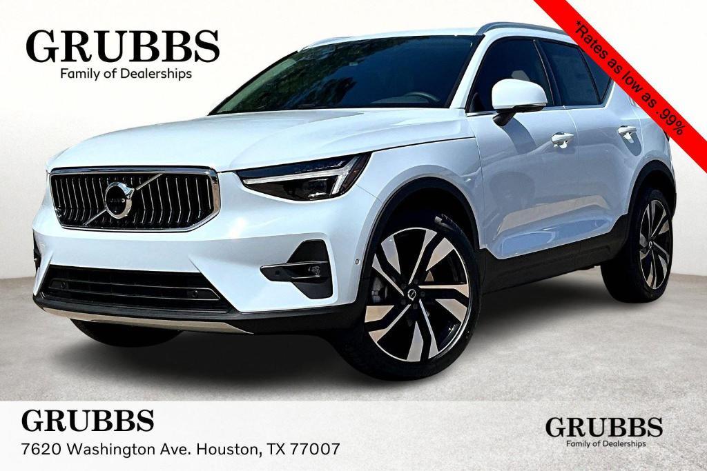 new 2025 Volvo XC40 car, priced at $51,015