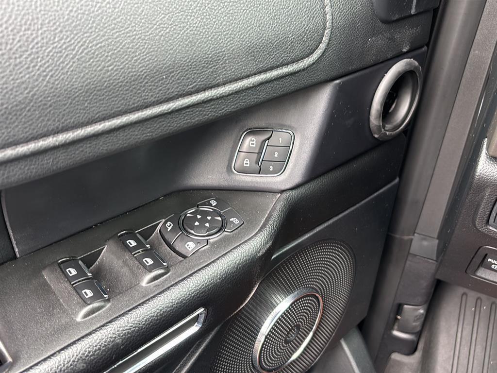 used 2020 Ford Expedition car, priced at $27,389