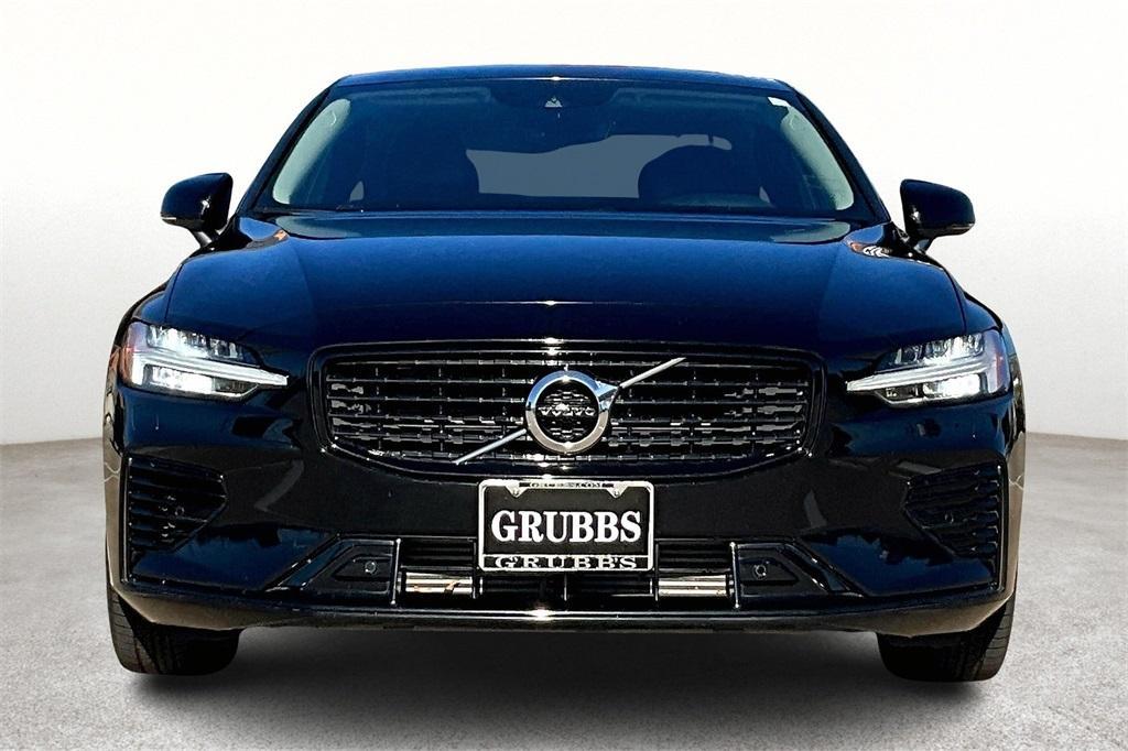 used 2022 Volvo S60 Recharge Plug-In Hybrid car, priced at $30,617