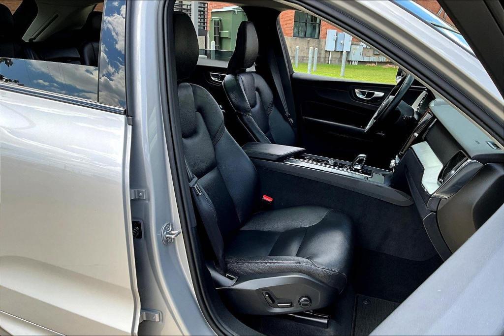 used 2025 Volvo XC60 car, priced at $37,691