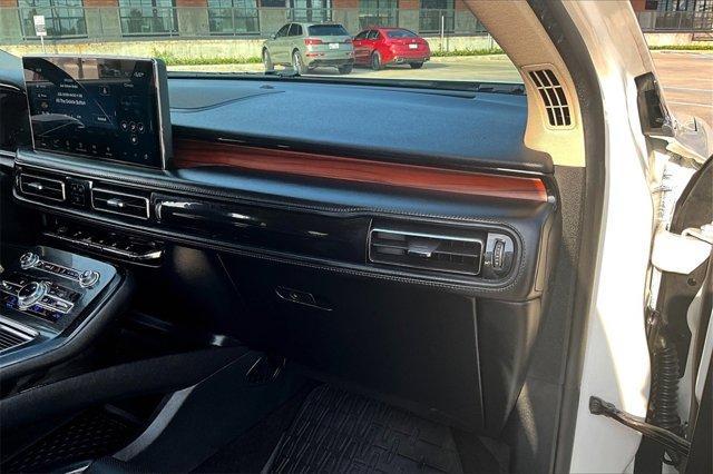 used 2021 Lincoln Nautilus car, priced at $29,026