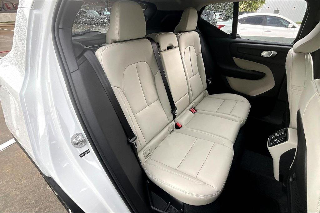 new 2026 Volvo XC40 car, priced at $49,800