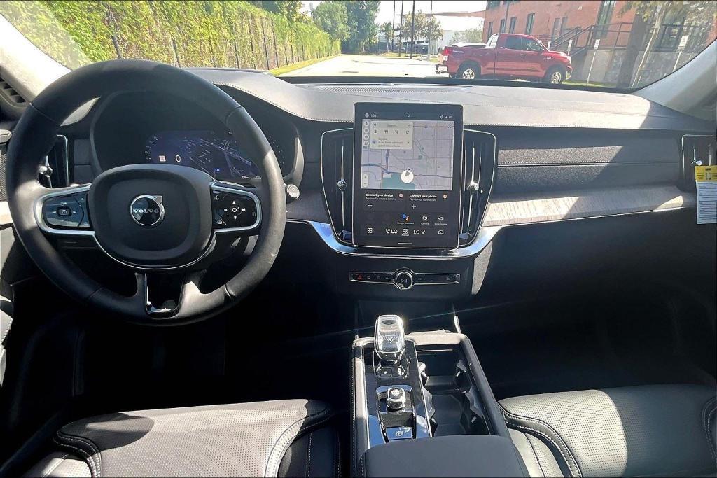 new 2026 Volvo XC90 car, priced at $78,310