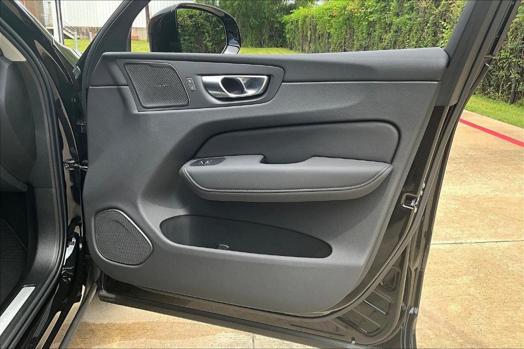 new 2026 Volvo XC60 car, priced at $57,945