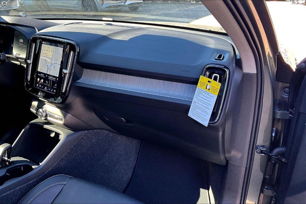 new 2026 Volvo XC40 car, priced at $44,095