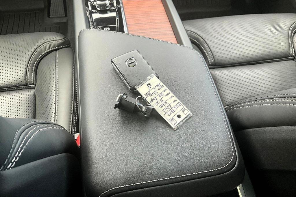 used 2023 Volvo XC60 car, priced at $38,003