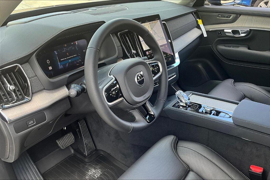 new 2025 Volvo XC90 car, priced at $73,555