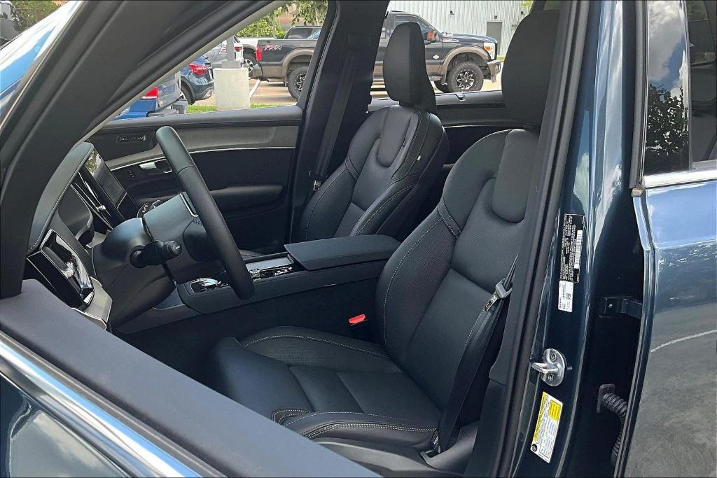 new 2025 Volvo XC90 car, priced at $73,555