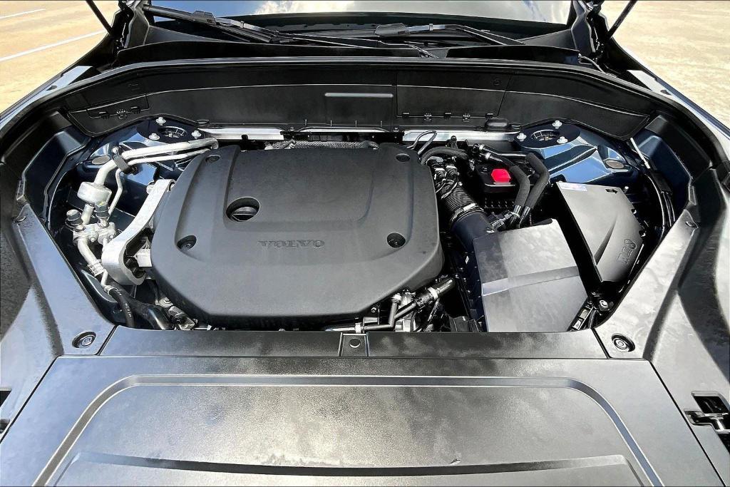 new 2025 Volvo XC90 car, priced at $73,555