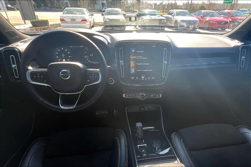 used 2022 Volvo XC40 car, priced at $28,471