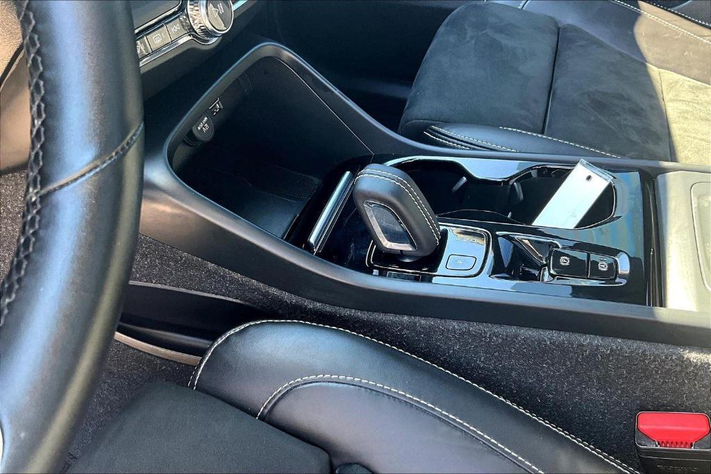 used 2022 Volvo XC40 car, priced at $31,788