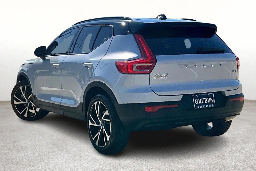 used 2022 Volvo XC40 car, priced at $28,471