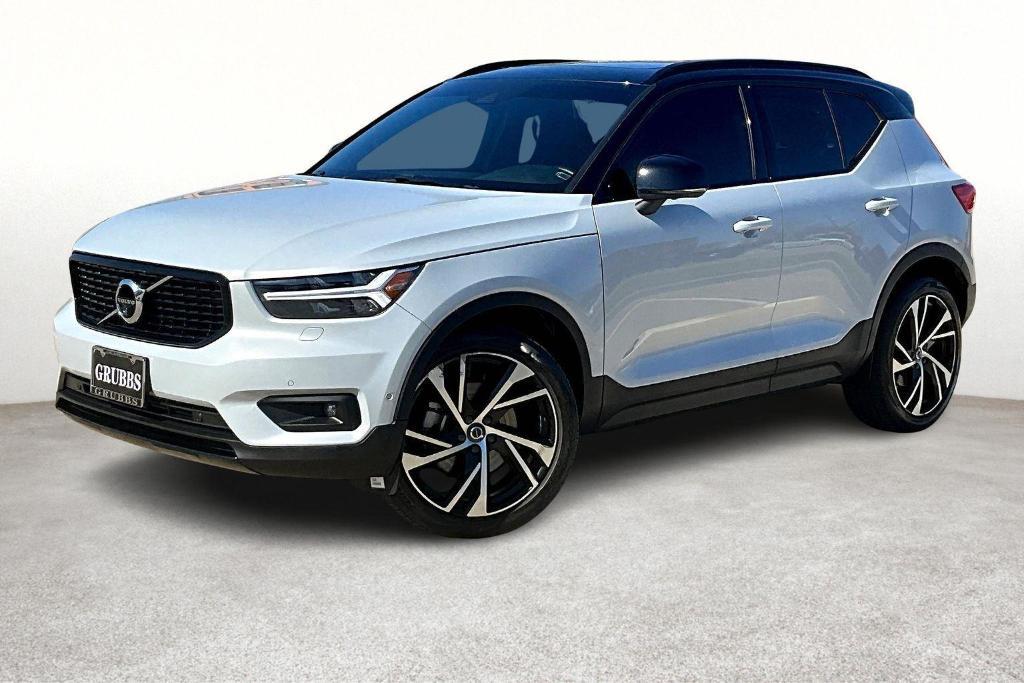 used 2022 Volvo XC40 car, priced at $28,471