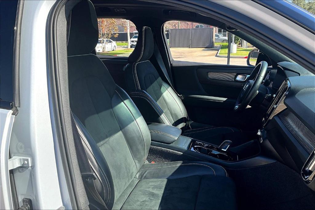 used 2022 Volvo XC40 car, priced at $28,585