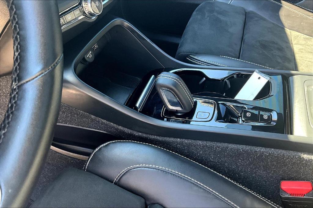 used 2022 Volvo XC40 car, priced at $28,585