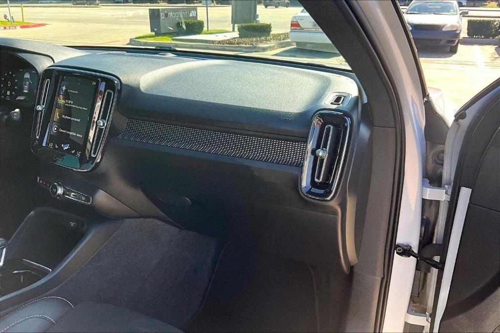 used 2022 Volvo XC40 car, priced at $28,471