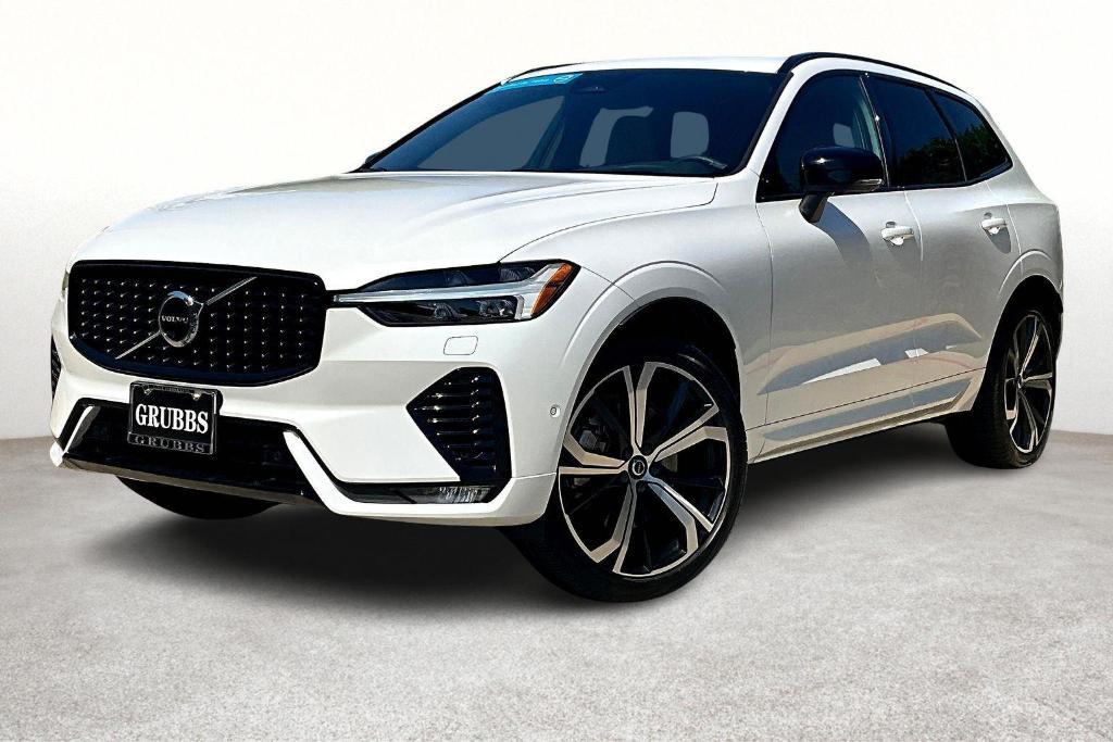 used 2023 Volvo XC60 car, priced at $40,502