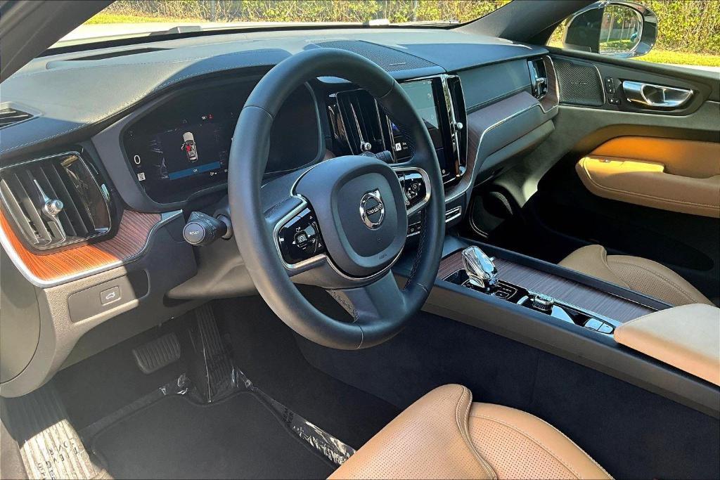 used 2023 Volvo XC60 car, priced at $40,502