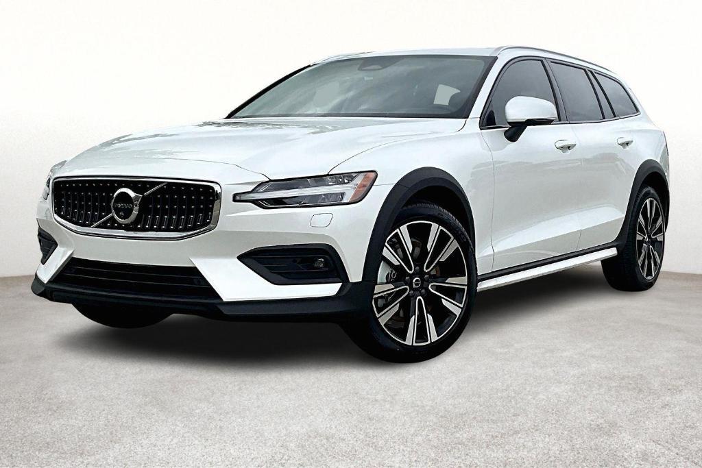 new 2025 Volvo V60 Cross Country car, priced at $58,555
