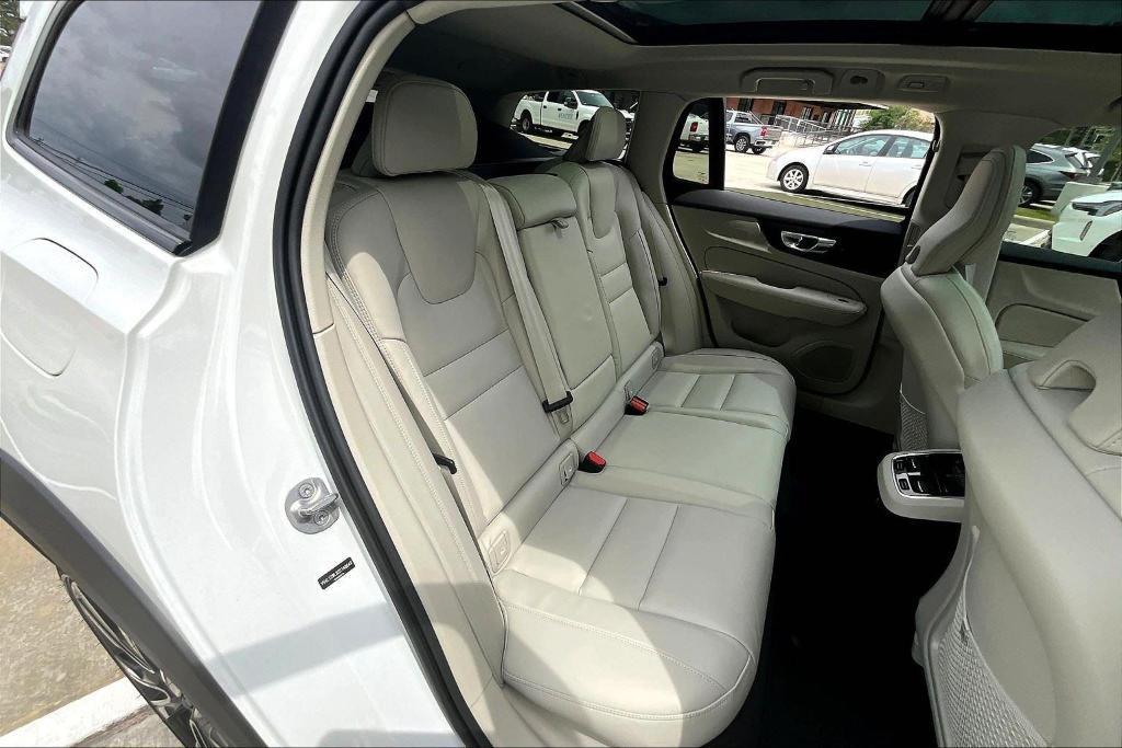new 2025 Volvo V60 Cross Country car, priced at $58,555