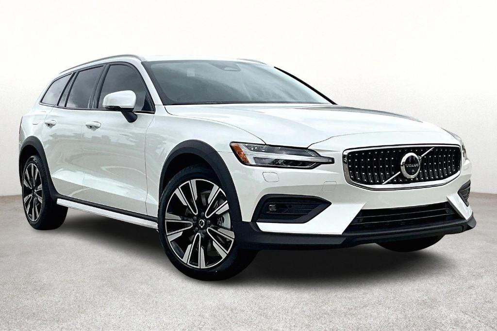 new 2025 Volvo V60 Cross Country car, priced at $54,555
