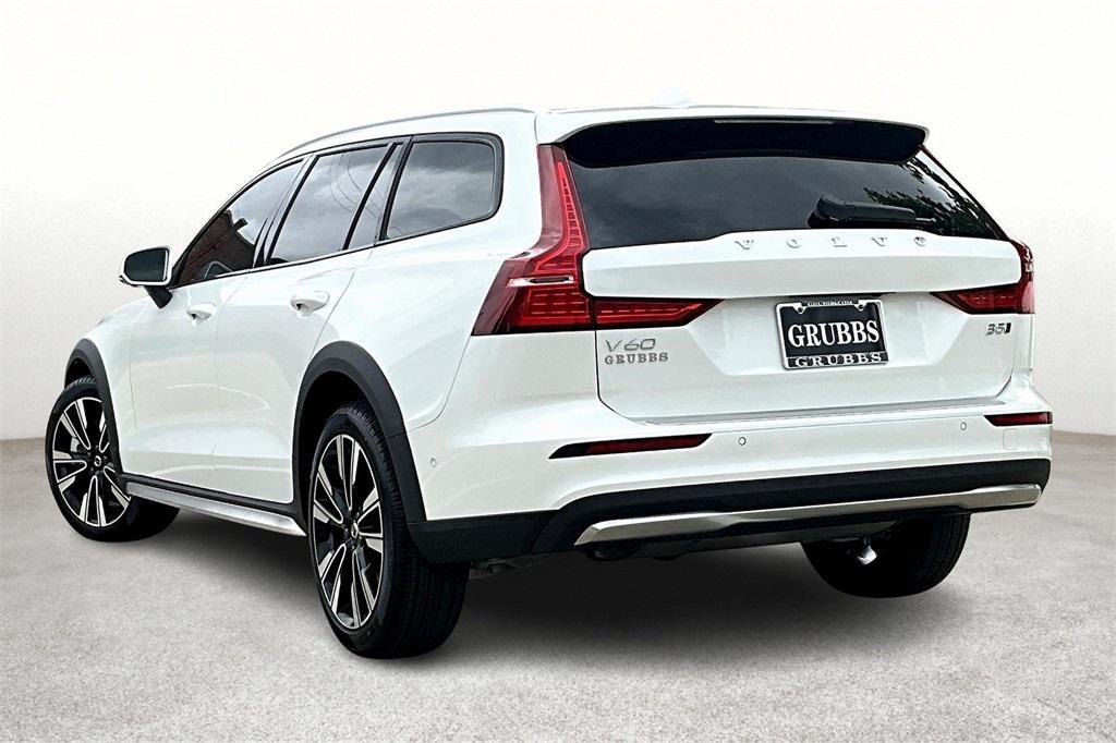 new 2025 Volvo V60 Cross Country car, priced at $58,555