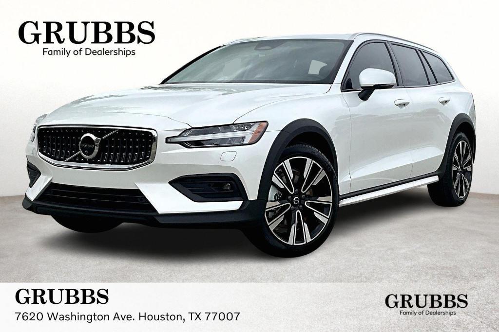 new 2025 Volvo V60 Cross Country car, priced at $54,555