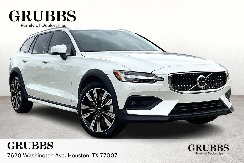 new 2025 Volvo V60 Cross Country car, priced at $58,555